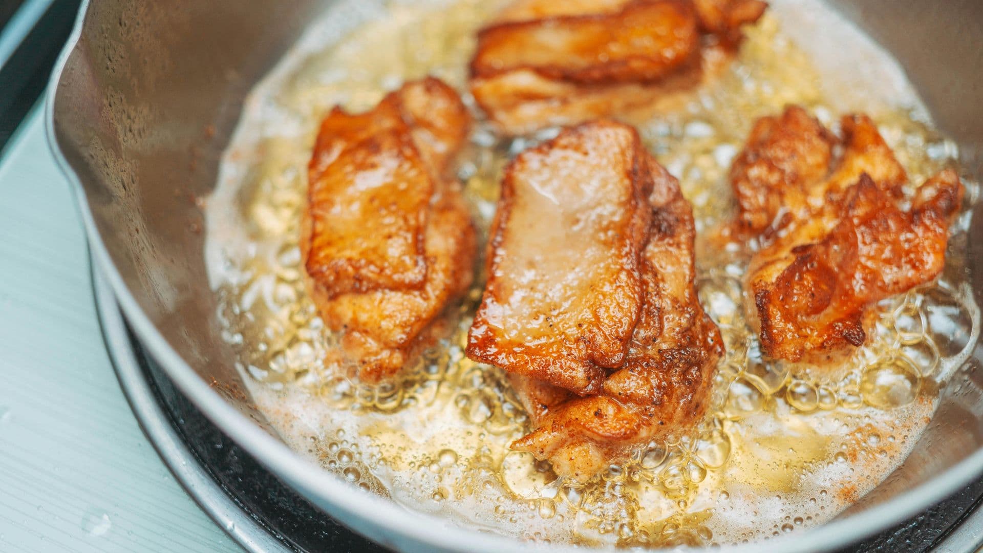 Pan-Frying: Controlled Browning for Perfect Results