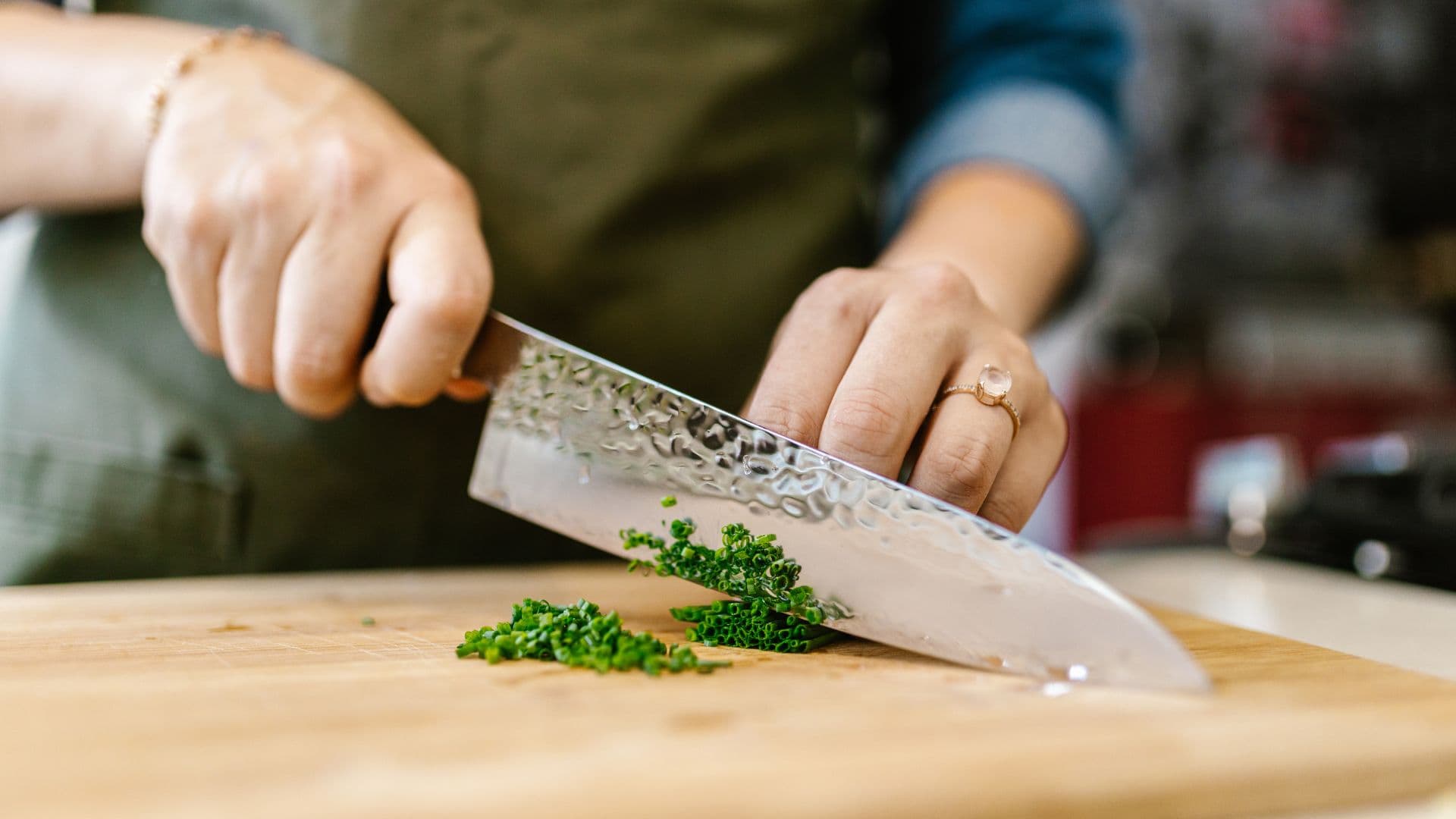 Chef's Knife Decoded: Selection, Technique, and Care